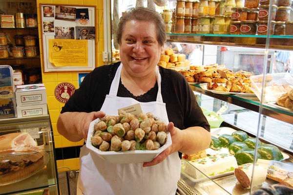 Escargot for sale, Beaune, France