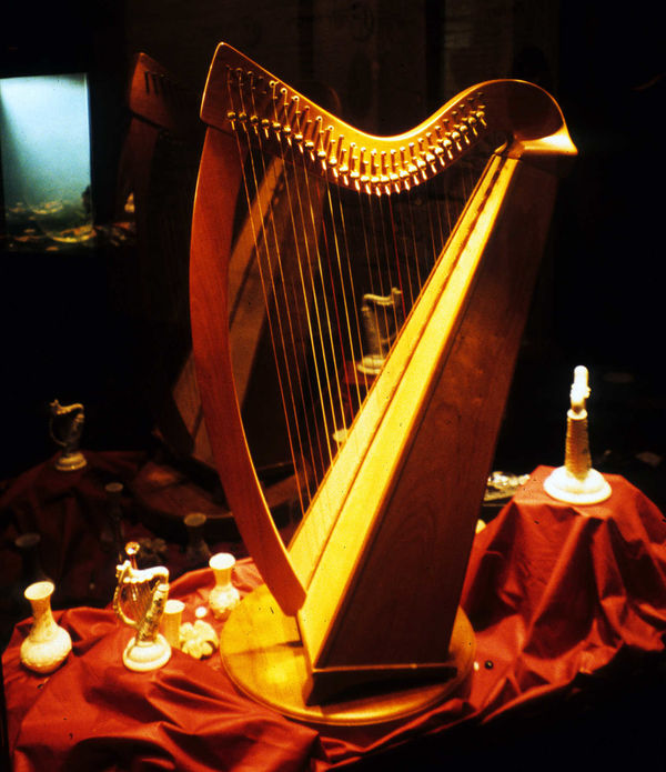 Irish harp, Ireland
