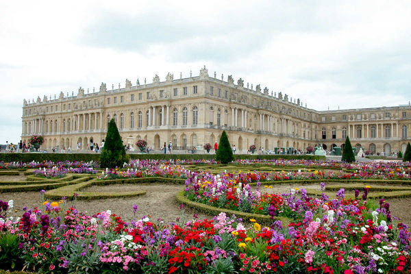 Château de Fontainebleau: A Must-See Castle Near Paris, France