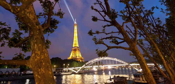 France Sightseeing Tours, Day Tours to France - TakeTours