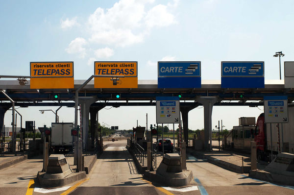 Italian toll booths