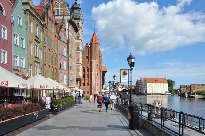 Riverfront embankment, Gdańsk