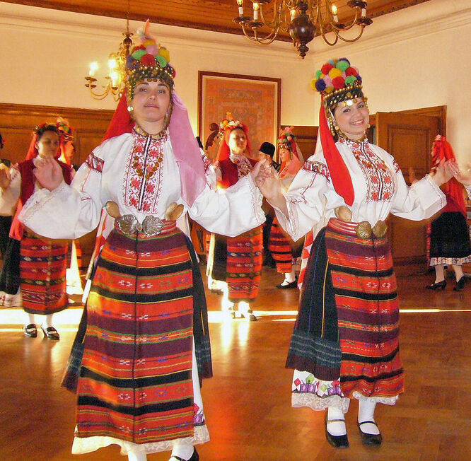 Folk dancers, Veliko Tarnovo, Bulgaria