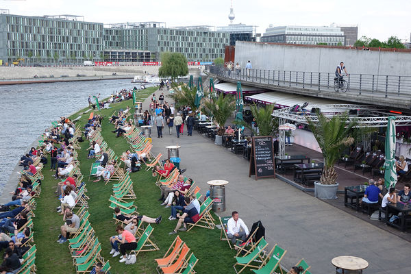 Spree riverbank, Berlin, Germany