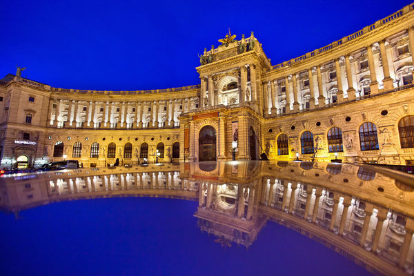 palace in vienna austria