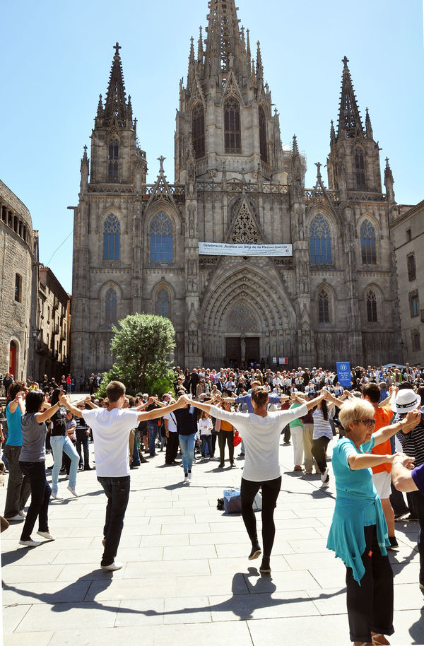 Sardana dance in front of the cathedral, Barcelona, Spain