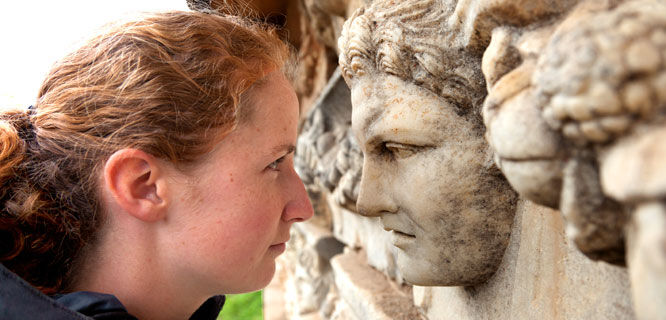 Aphrodisias statue