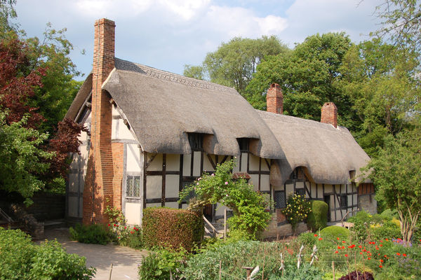 Anne Hathaway's Cottage, Stratford-upon-Avon, England