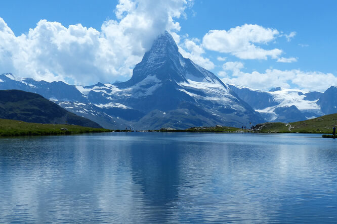 View of the Matterhorn from Stellisee, Zermatt, Switzerland