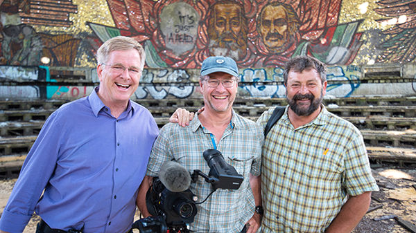 bulgaria-buzludzha-monument-rick-and-crew