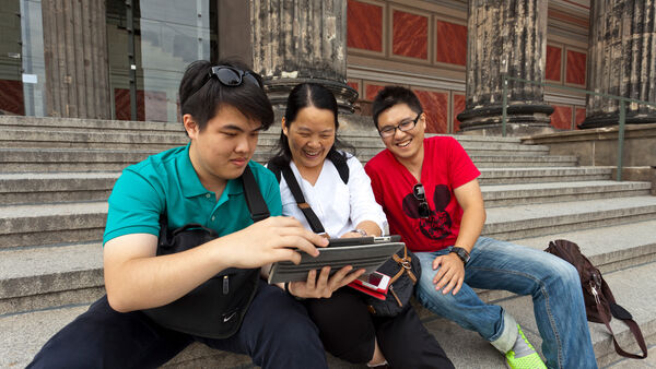 Family using a tablet