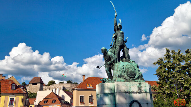 István Dobó statue in Dobó Square, Eger