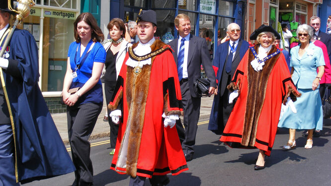 Town procession, Conwy