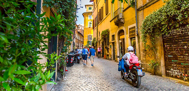 italy-rome-tratevere-lane-ivy-covered-buildings