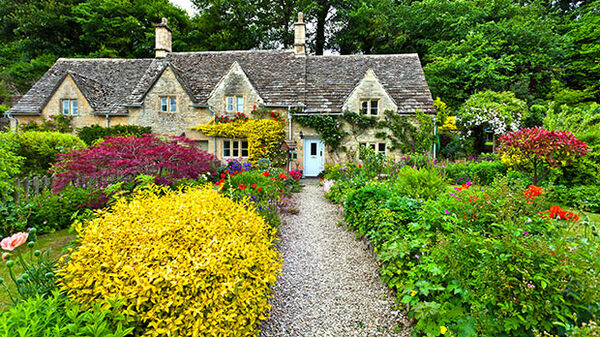 Cotswalds garden