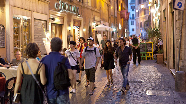 Romans walking the passeggiata (evening stroll)