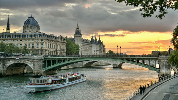 Seine River, Paris