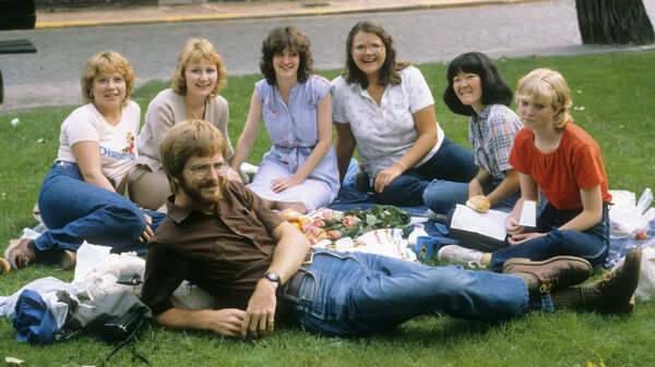 young-rick-picnicking-with-tour-group