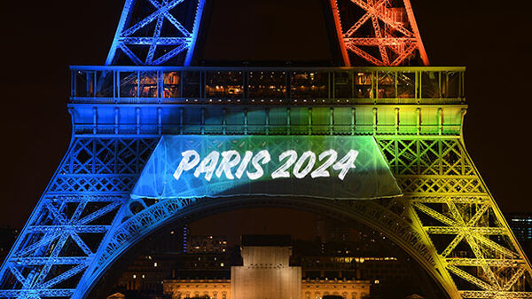 Eiffel Tower with Olympics decor