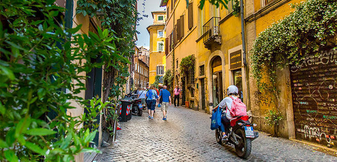 trastevere neighborhood in rome