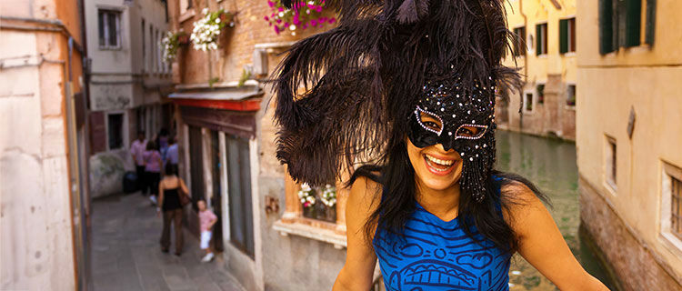 lady-in-blue-dress-wearing-venetian-mask