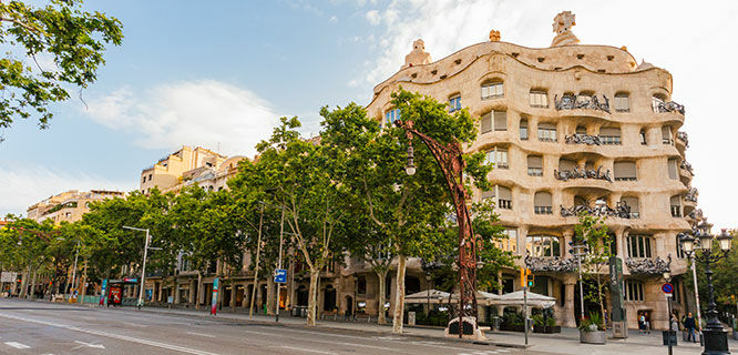 barcelona-block-of-discord