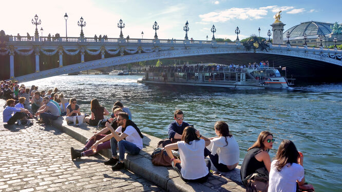 Seine River and Pont Alexandre III, Paris
