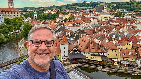Cameron Hewitt in Český Krumlov, Czech Republic