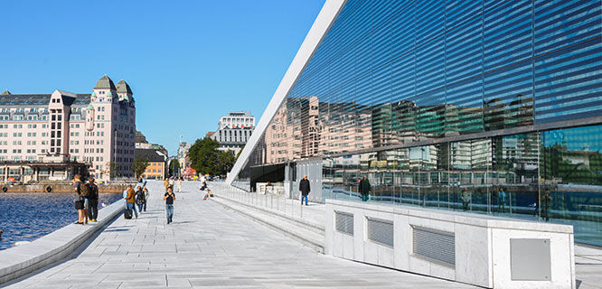 oslo-harbor-walkway