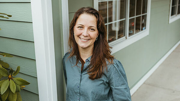 headshot of tour guide jana-hronkova